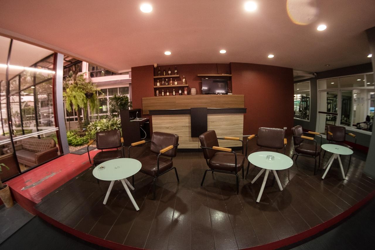 Apple Holiday Bangkok Ngoại thất bức ảnh
